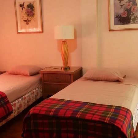 Carnetta'S House Hotel Maraval Екстериор снимка
