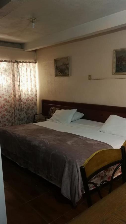Carnetta'S House Hotel Maraval Екстериор снимка